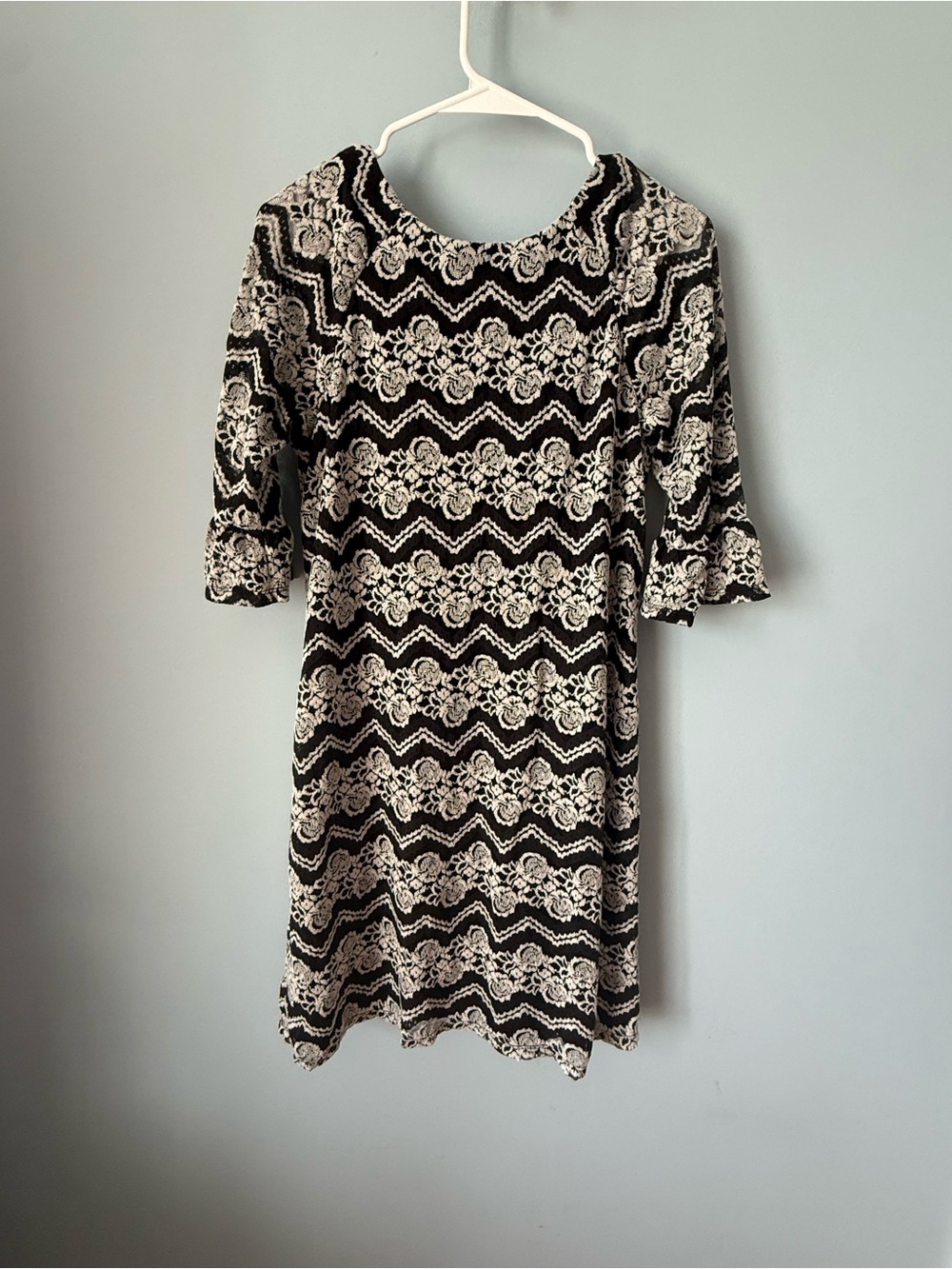 Rabbit Rabbit Rabbit Black and Cream Lace-Pattern Midi u - Picture 7 of 8